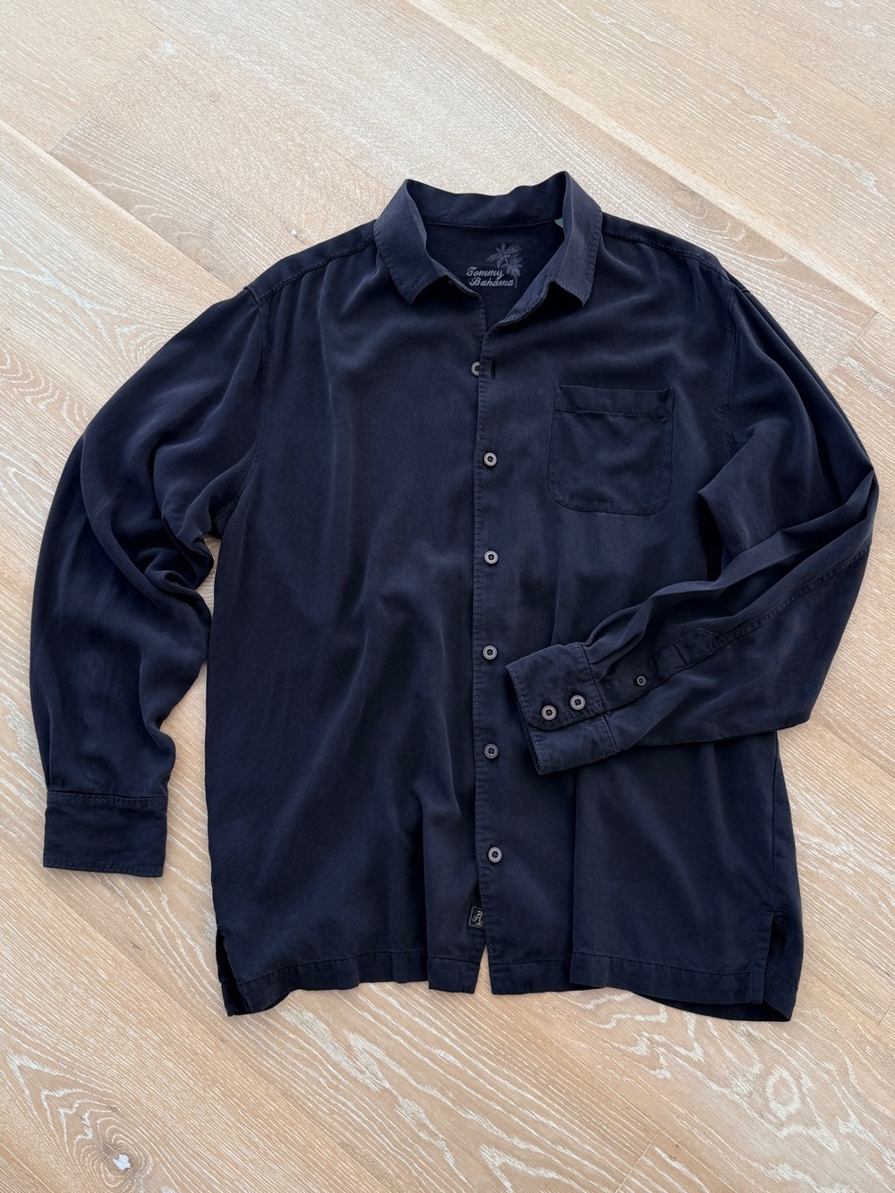 Tommy Bahama Black Long-Sleeve Shirt Jacket